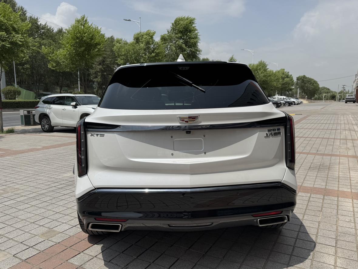 Cadillac XT5 2025 thumb 3