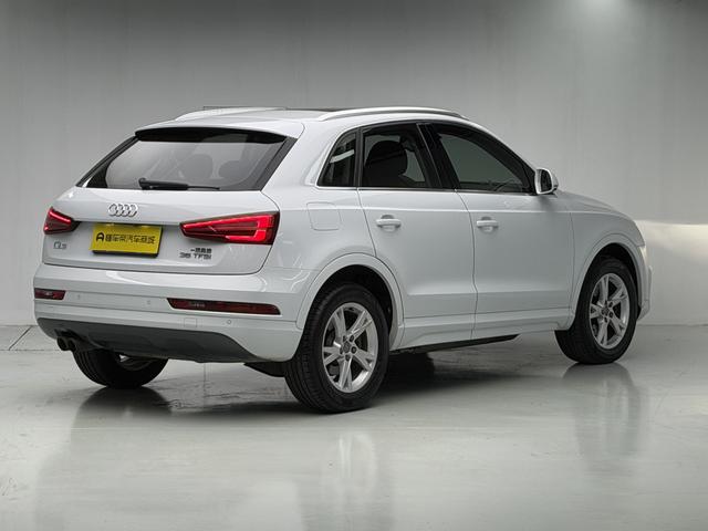 Audi Q3 2016 thumb 5