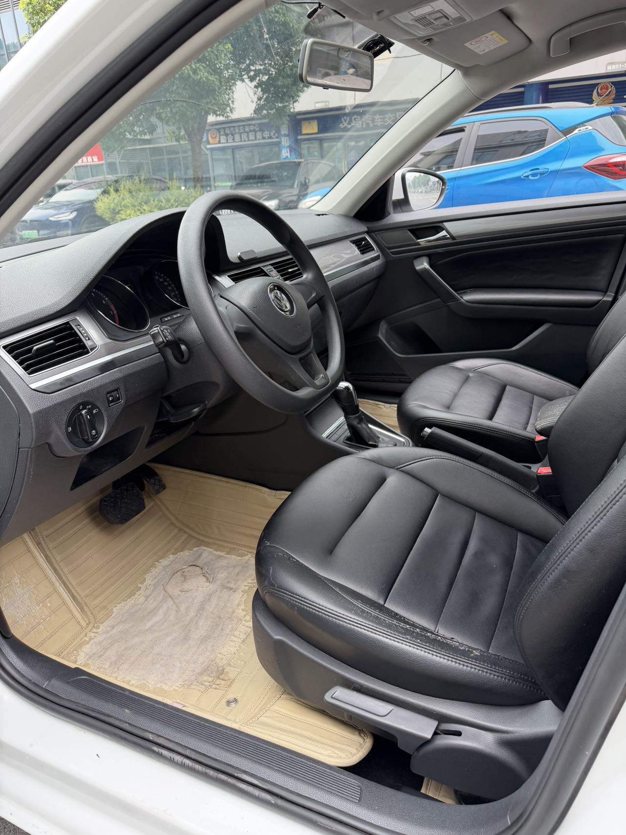 Volkswagen Bora 2019 thumb 9