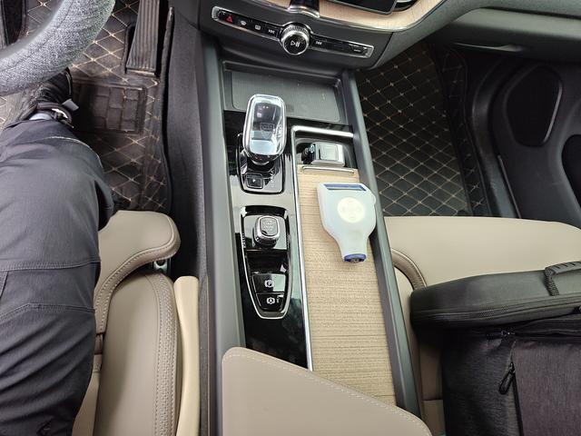 Volvo XC60 2026 thumb 7