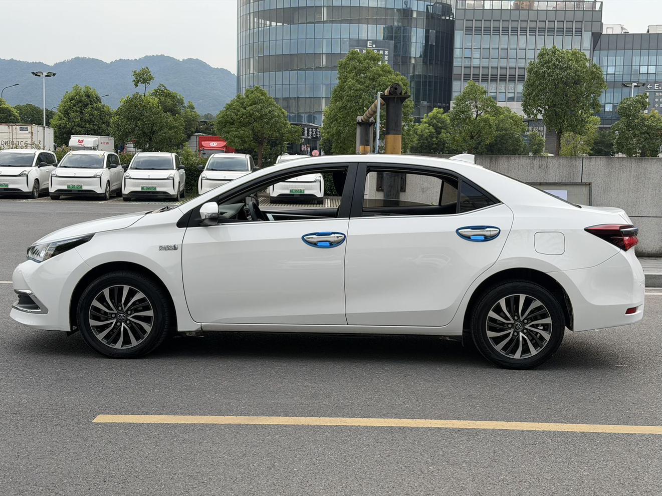 Toyota Corolla 2019 thumb 2