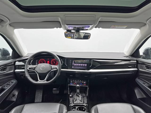 Volkswagen Passat (North America and China) 2023 thumb 12