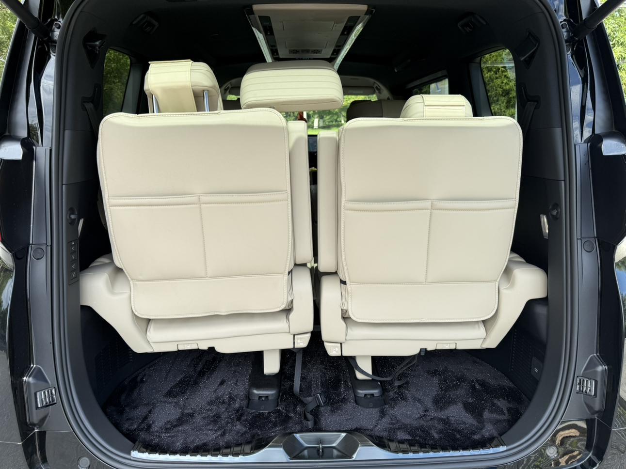 Toyota Alphard 2024 thumb 10