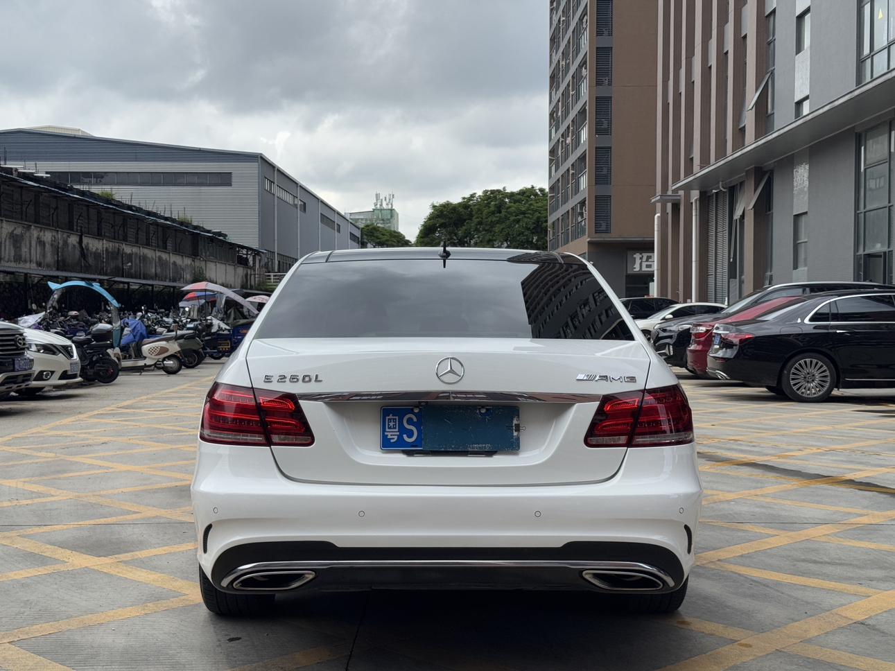 Mercedes-Benz E-Класс 2014 thumb 4