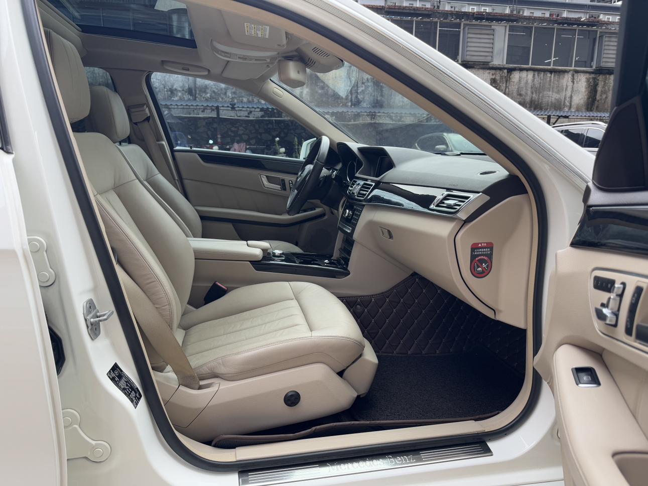 Mercedes-Benz E-Класс 2014 thumb 6