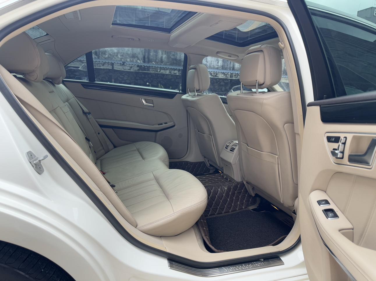 Mercedes-Benz E-Класс 2014 thumb 10