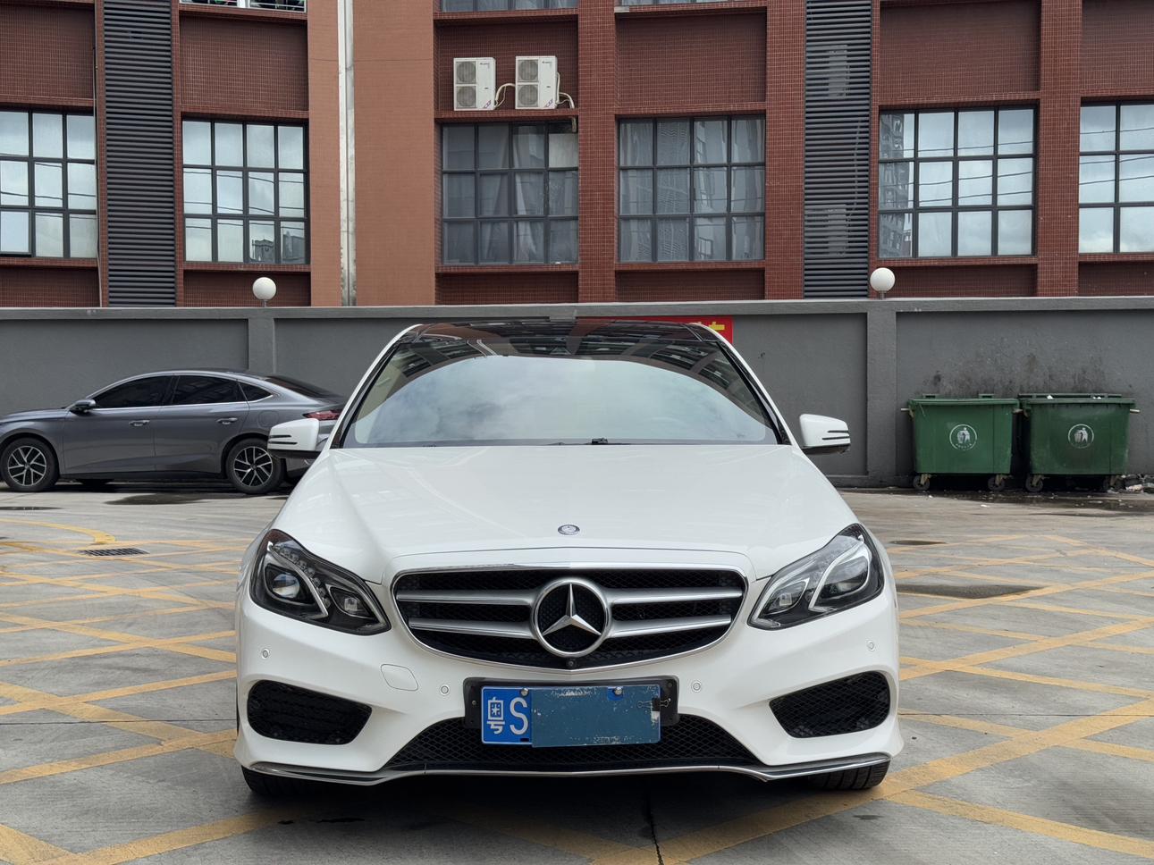 Mercedes-Benz E-Класс 2014 thumb 12