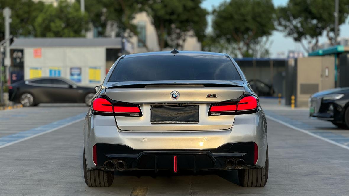 BMW 5 серии 2018 thumb 3