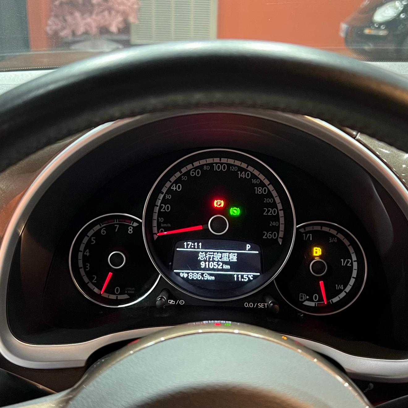 Volkswagen Beetle 2013 thumb 10