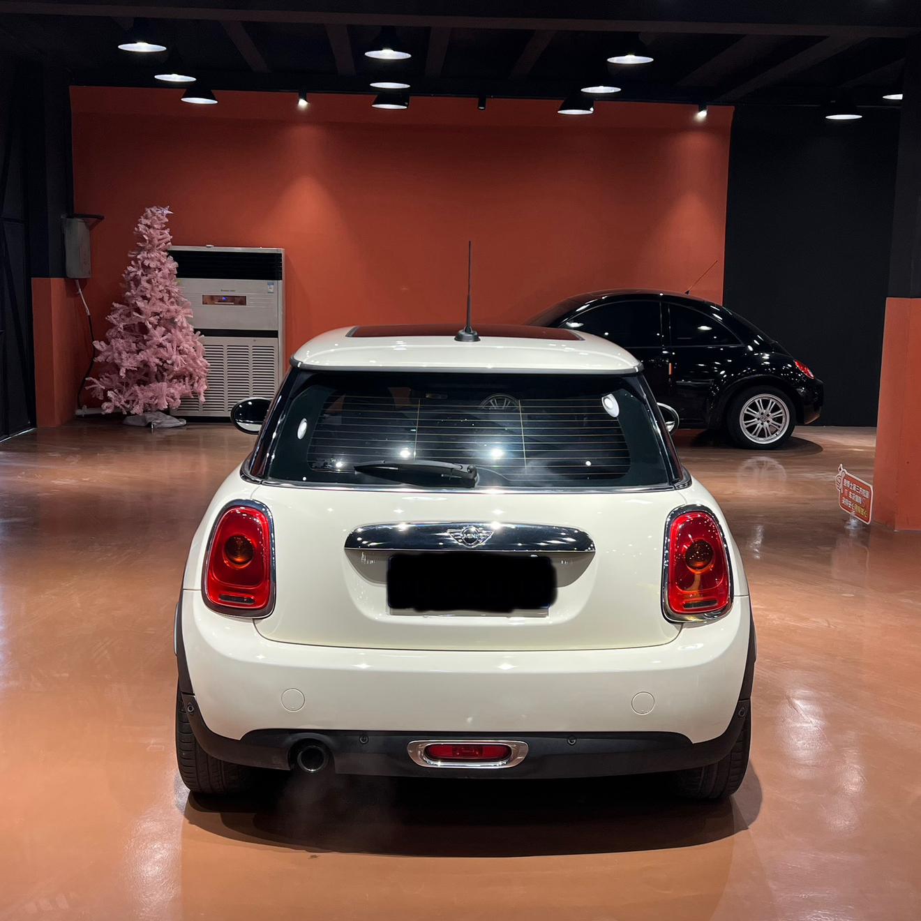 Mini Hatch 2014 thumb 3