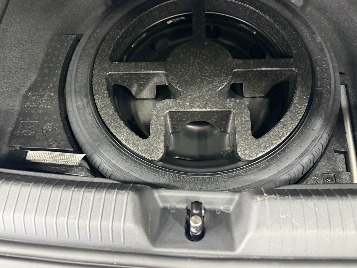 Volkswagen Golf Sportsvan 2023 thumb 6