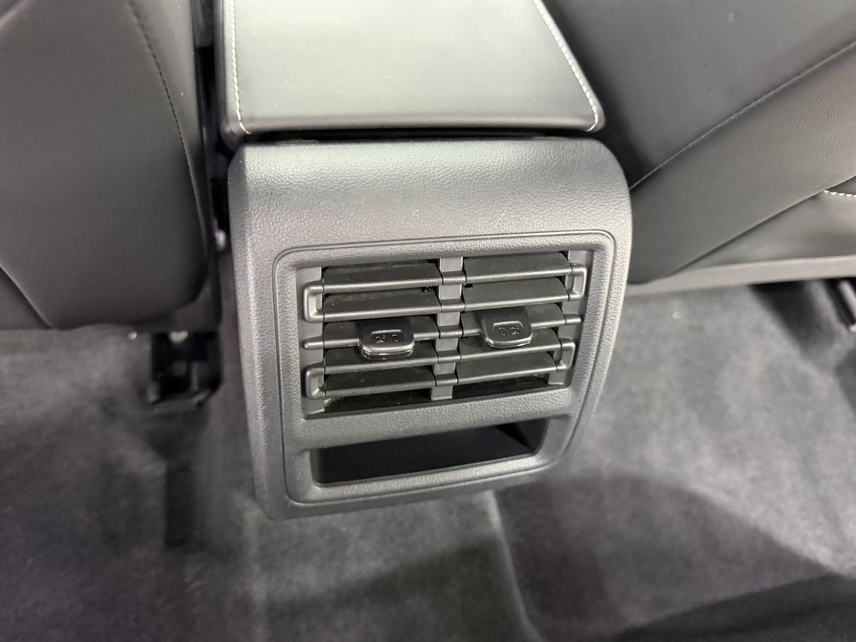 Volkswagen Golf Sportsvan 2023 thumb 11