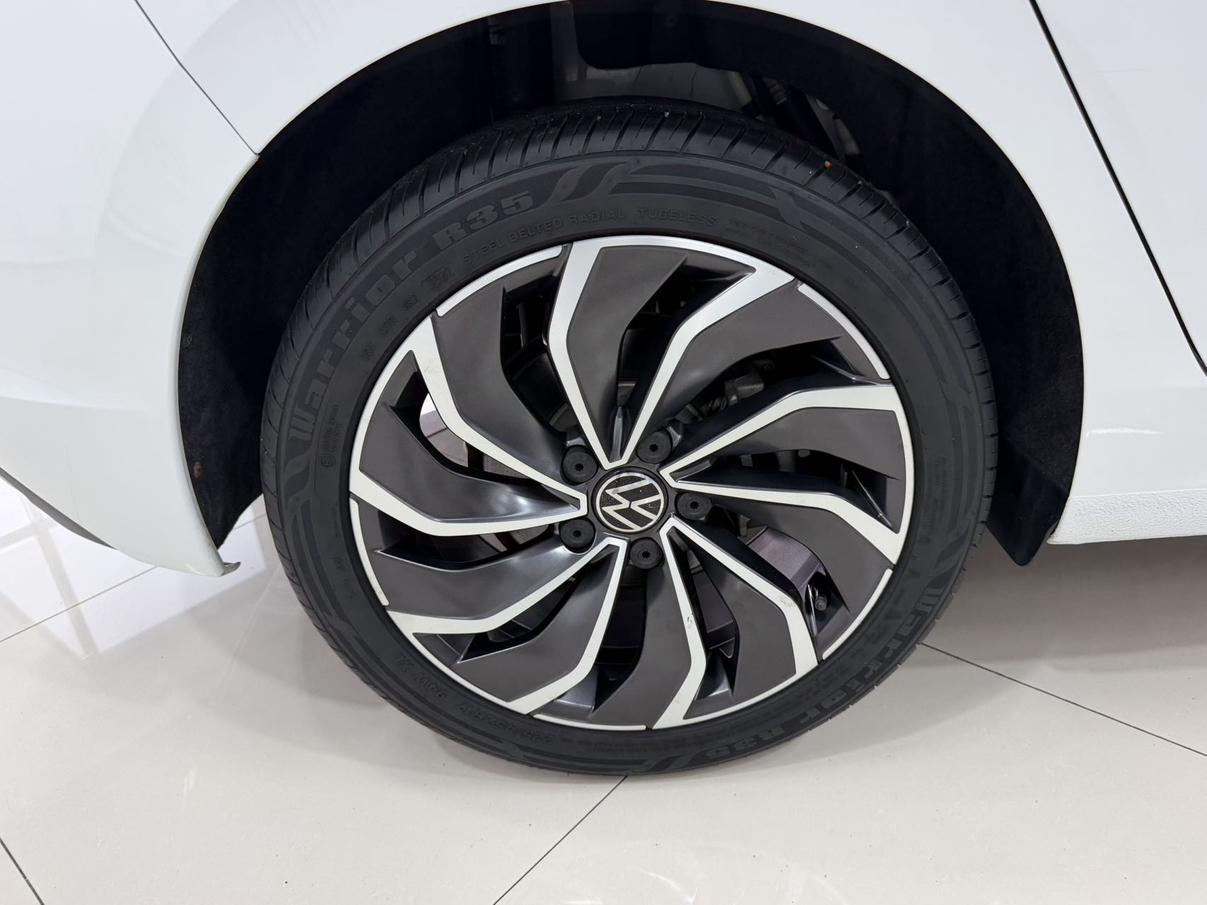 Volkswagen Golf Sportsvan 2023 thumb 12