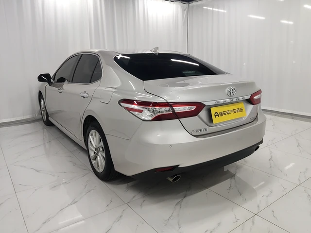 Toyota Camry 2022 thumb 3