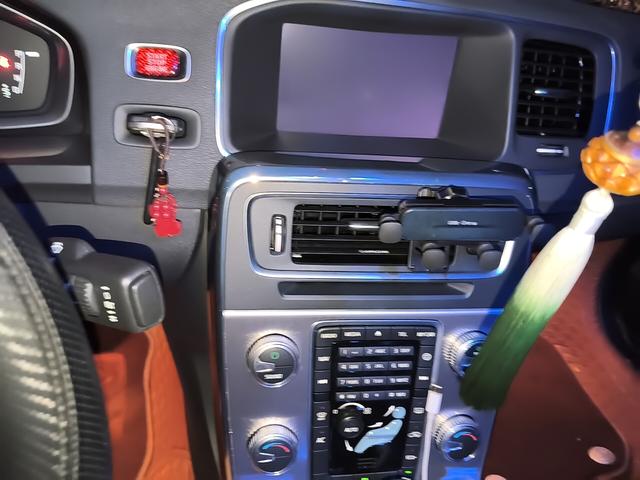 Volvo S60 2019 thumb 6