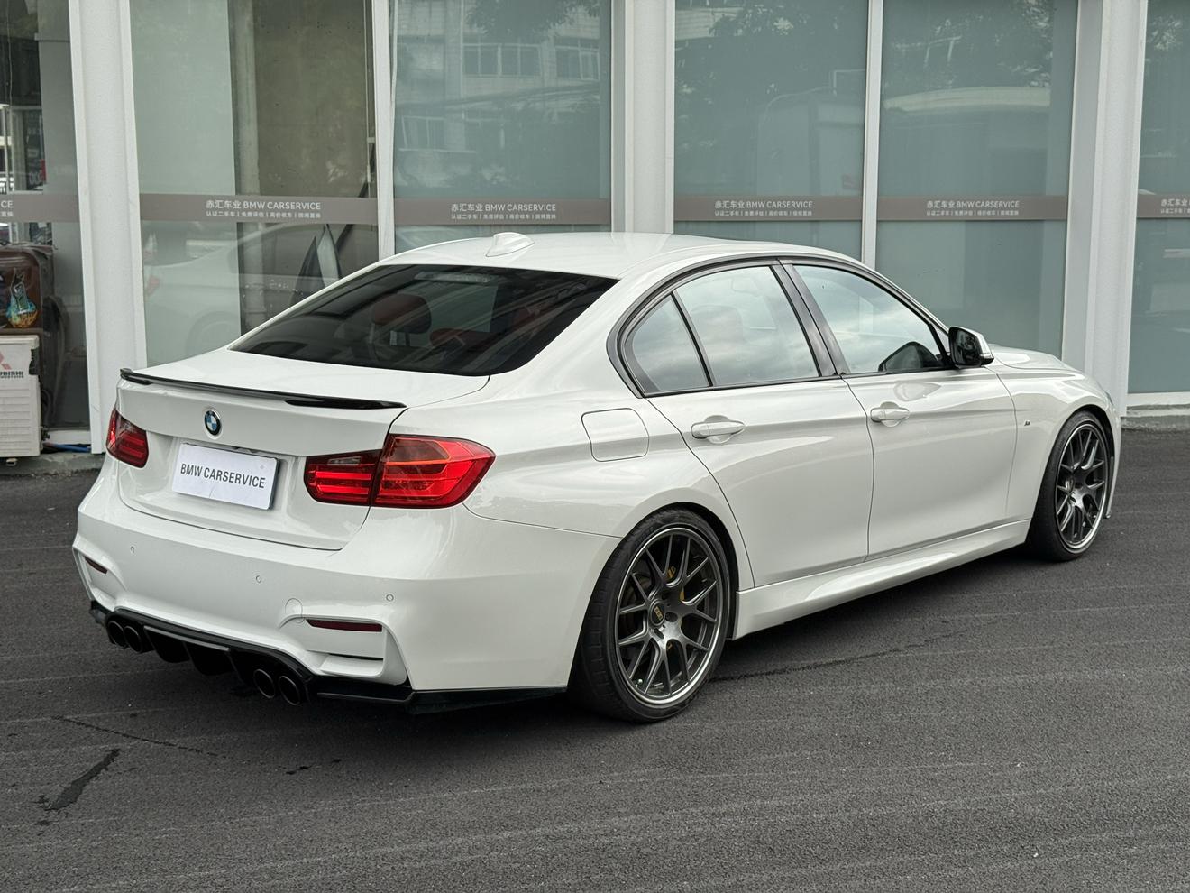 BMW 3 серии 2015 thumb 4
