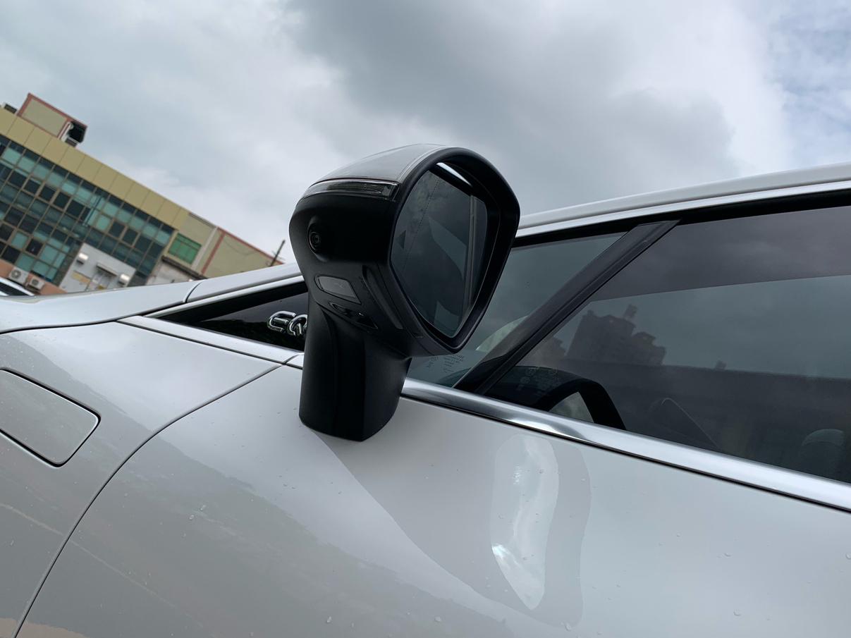 Mercedes-Benz EQE 2022 thumb 9