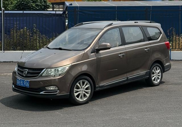 Baojun 730 2016 thumb 8
