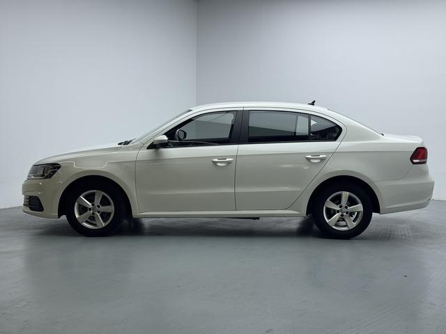 Volkswagen Lavida XR 2019 thumb 2