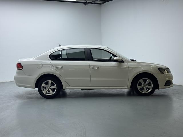Volkswagen Lavida XR 2019 thumb 6