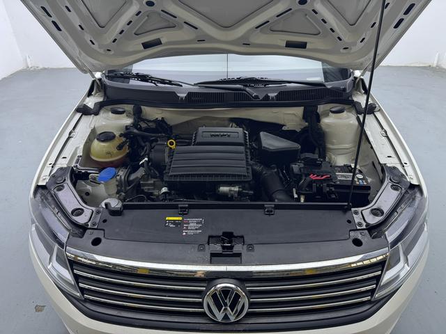 Volkswagen Lavida XR 2019 thumb 8