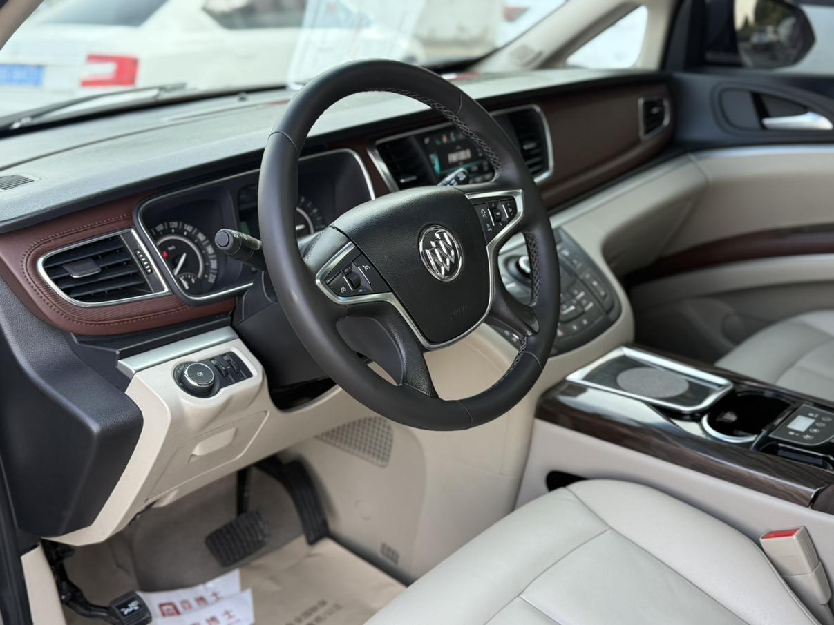Buick GL8 2018 thumb 8
