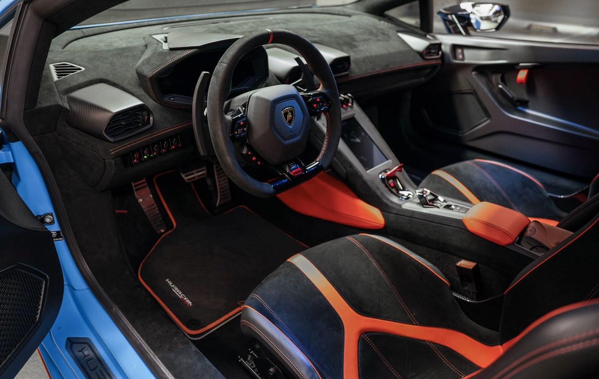 Lamborghini Huracán 2021 thumb 5
