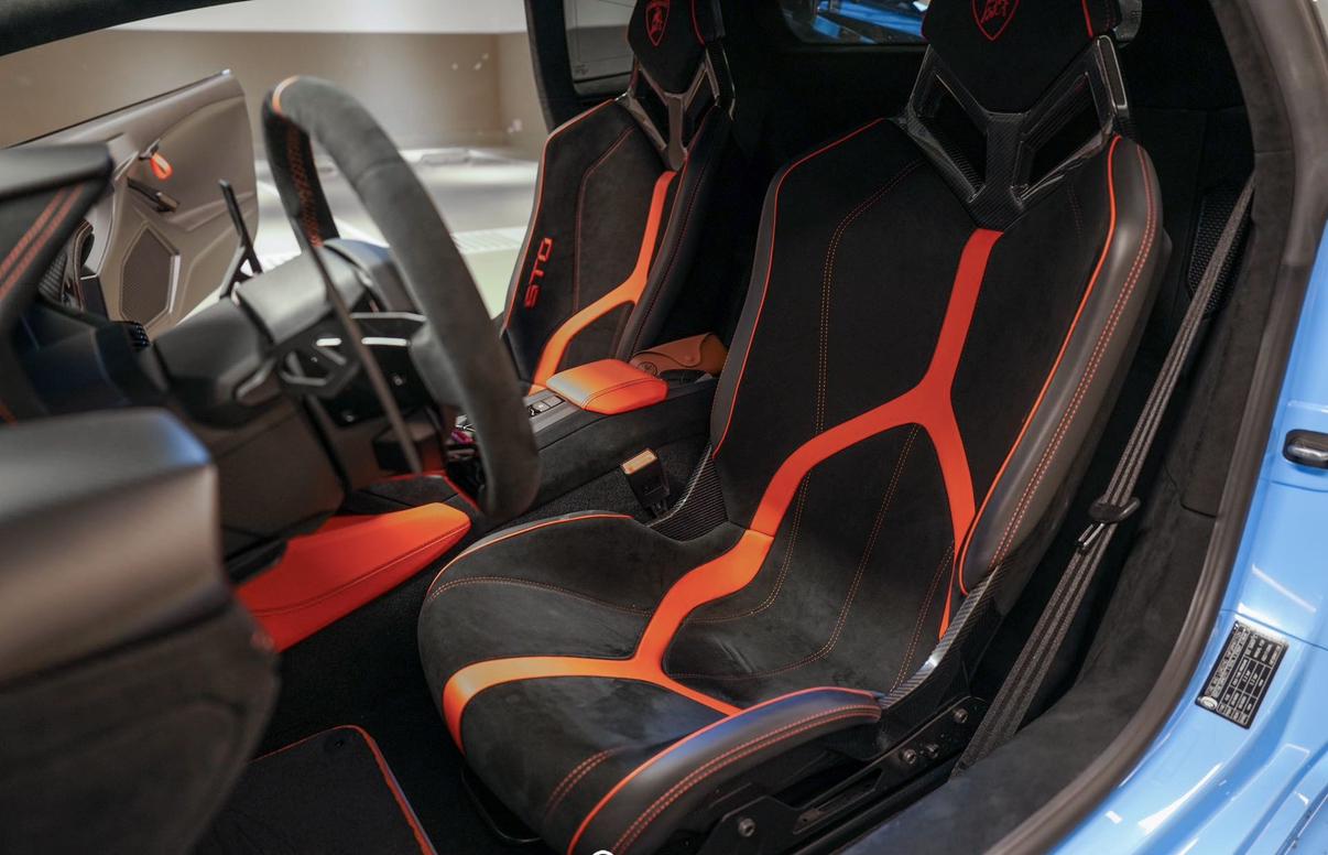 Lamborghini Huracán 2021 thumb 7