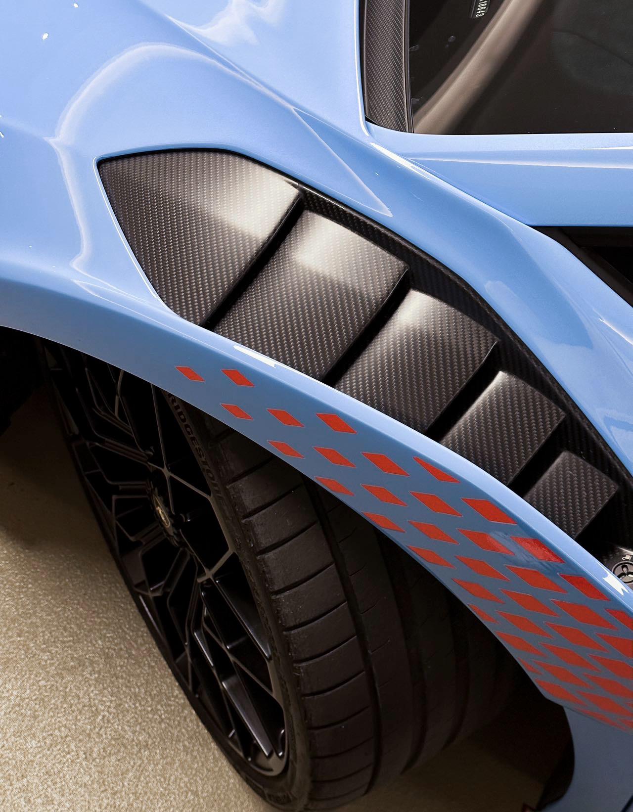 Lamborghini Huracán 2021 thumb 12