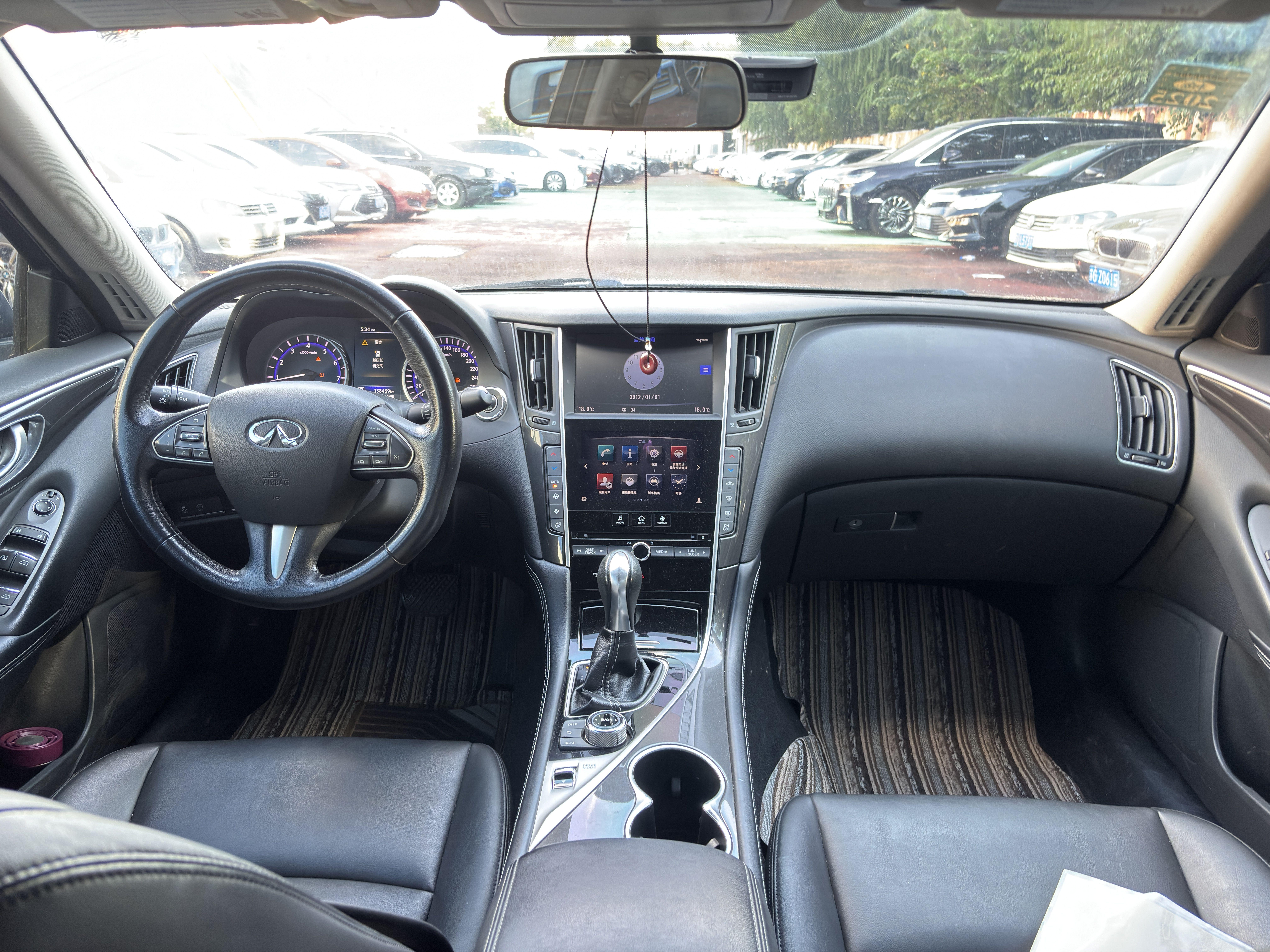 Infiniti Q50L 2016 thumb 4