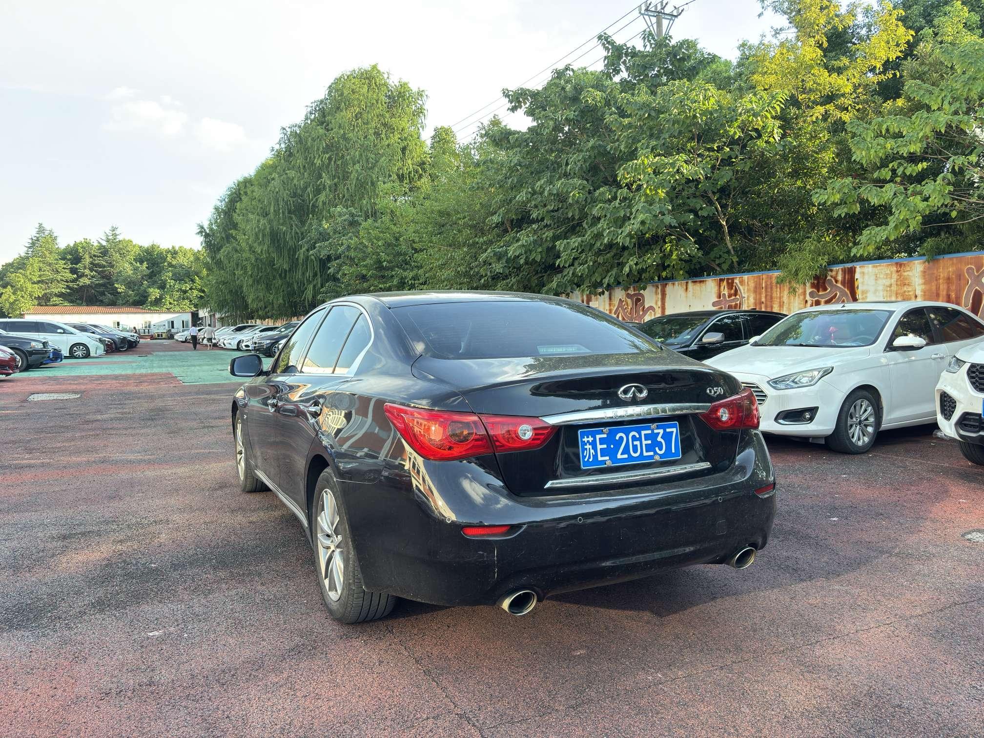 Infiniti Q50L 2016 thumb 11