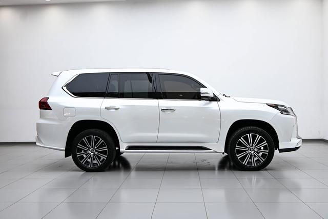 Lexus LX 2019 thumb 6