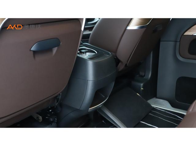 Mercedes-Benz V-Класс 2022 thumb 4