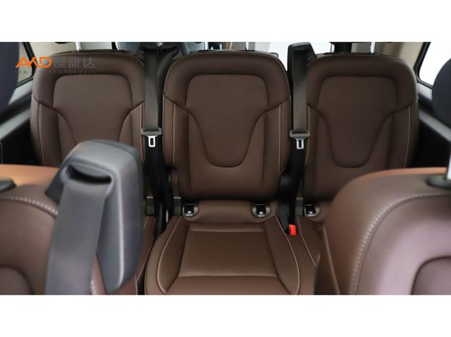 Mercedes-Benz V-Класс 2022 thumb 8