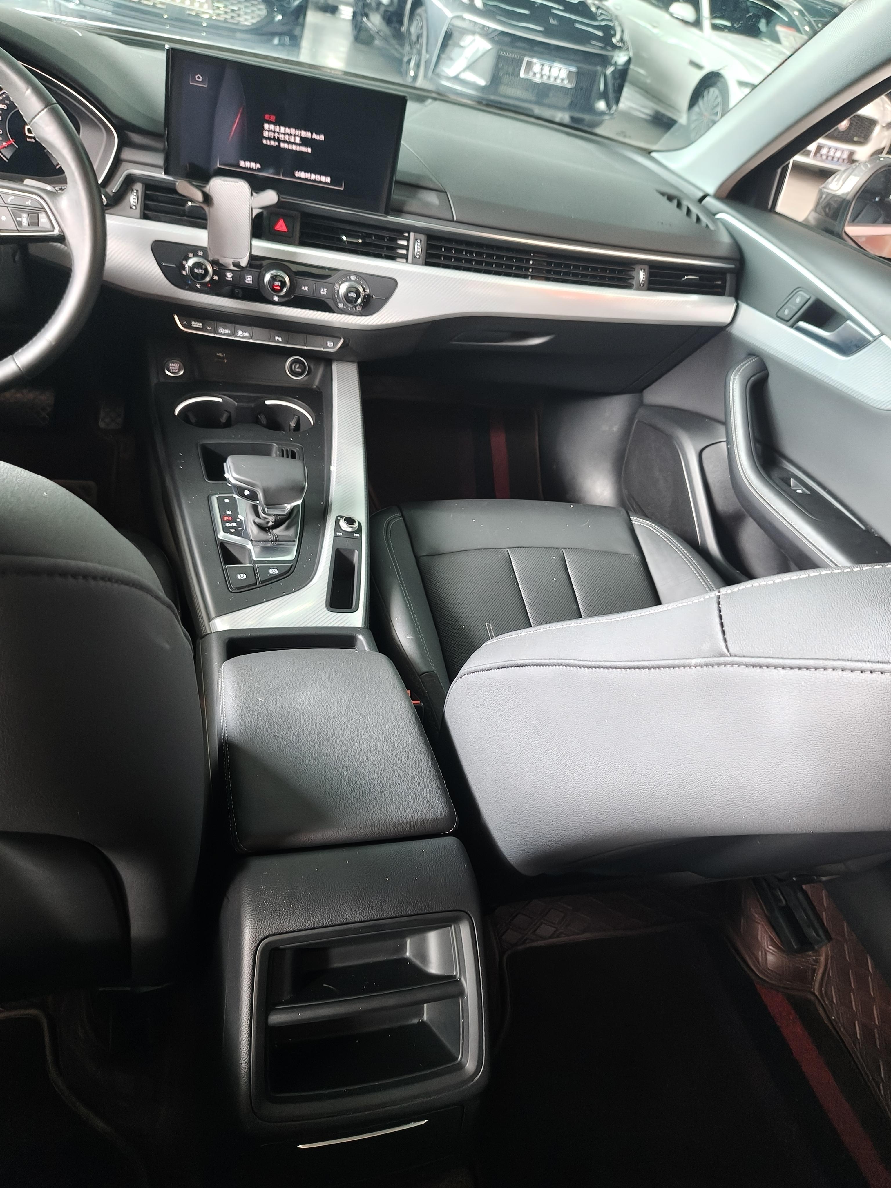 Audi A4 2020 thumb 9