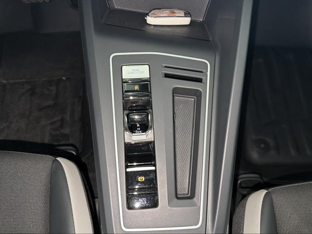 Volkswagen Golf Sportsvan 2021 thumb 3