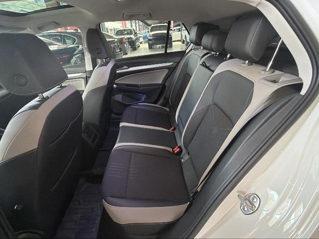 Volkswagen Golf Sportsvan 2021 thumb 10