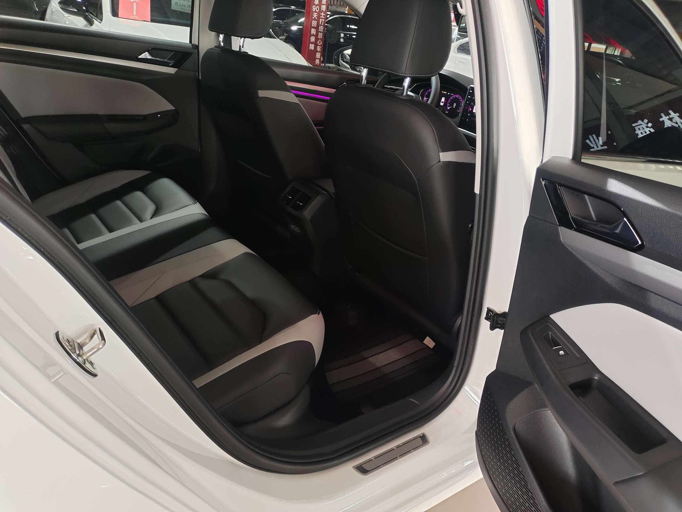 Volkswagen Bora 2023 thumb 5