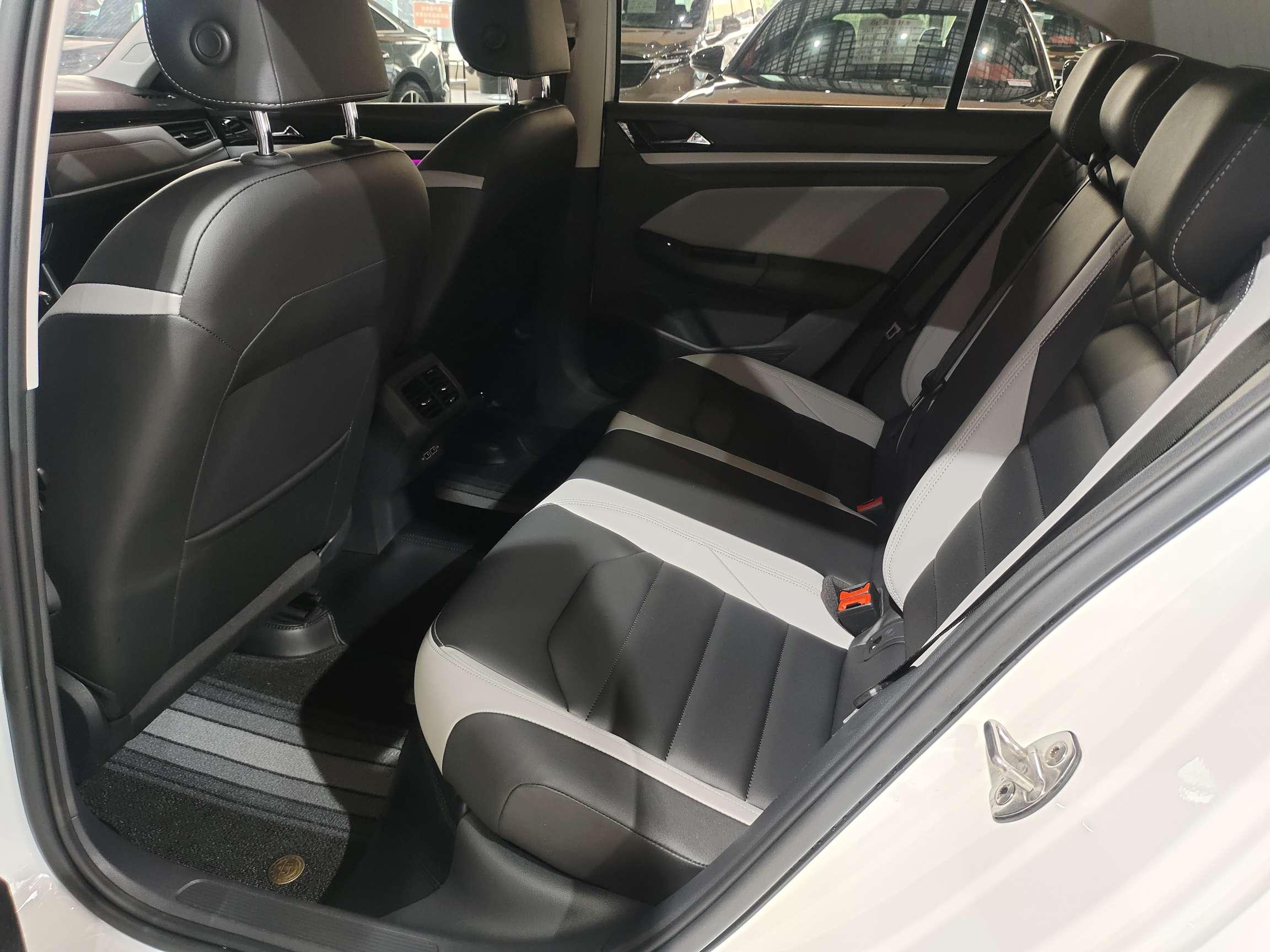 Volkswagen Bora 2023 thumb 12