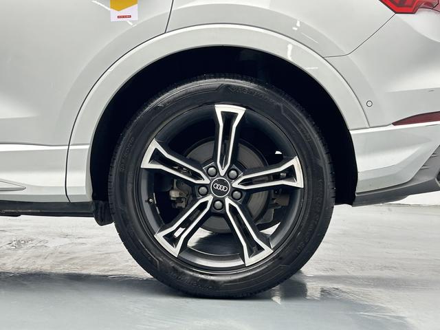 Audi Q3 2023 thumb 7
