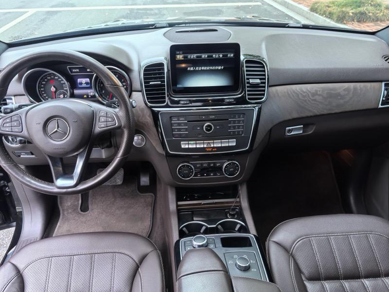 Mercedes-Benz GLE 2016 thumb 6
