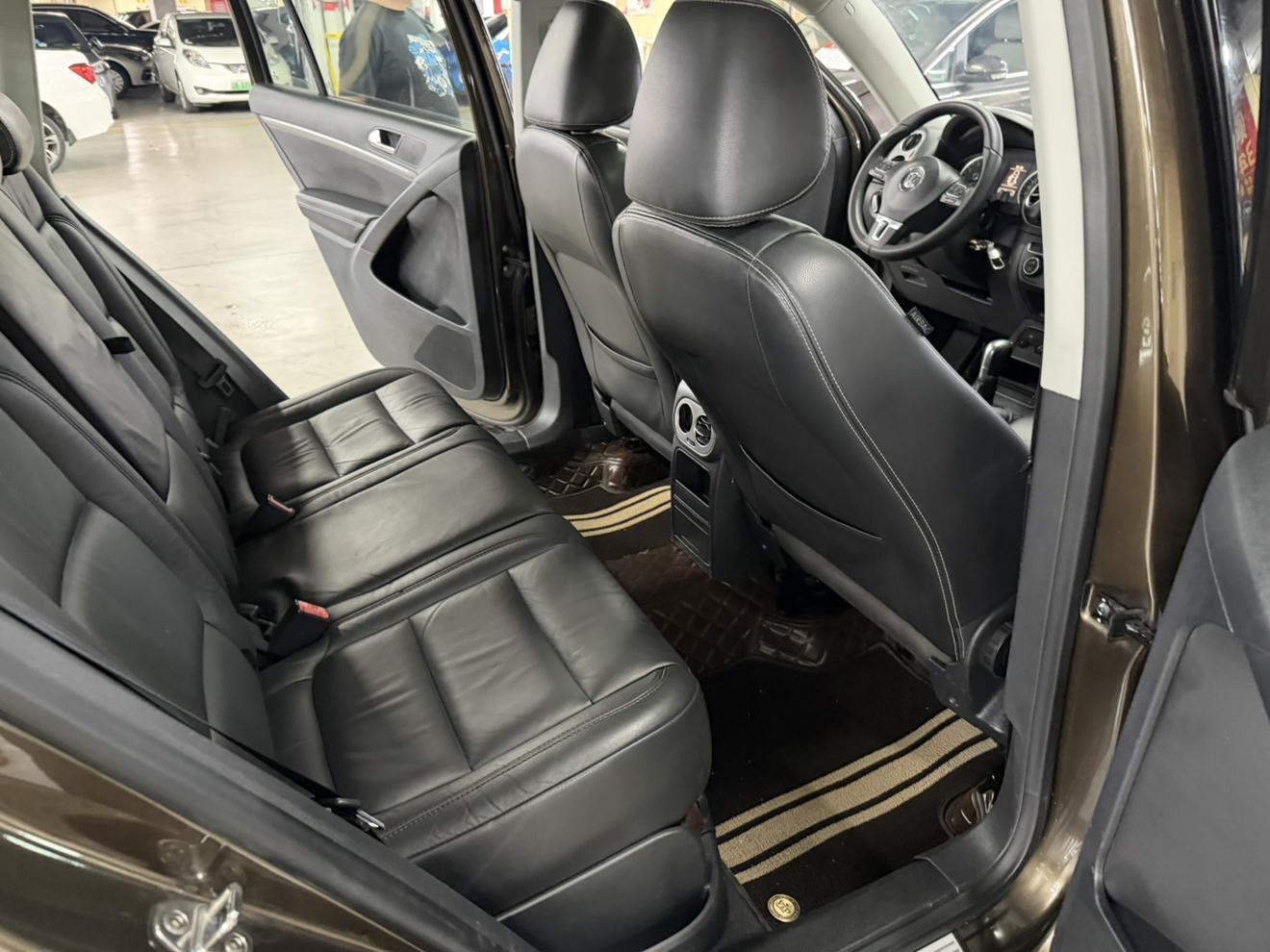 Volkswagen Tiguan 2017 thumb 8