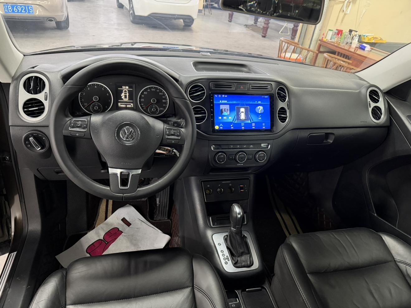 Volkswagen Tiguan 2017 thumb 9