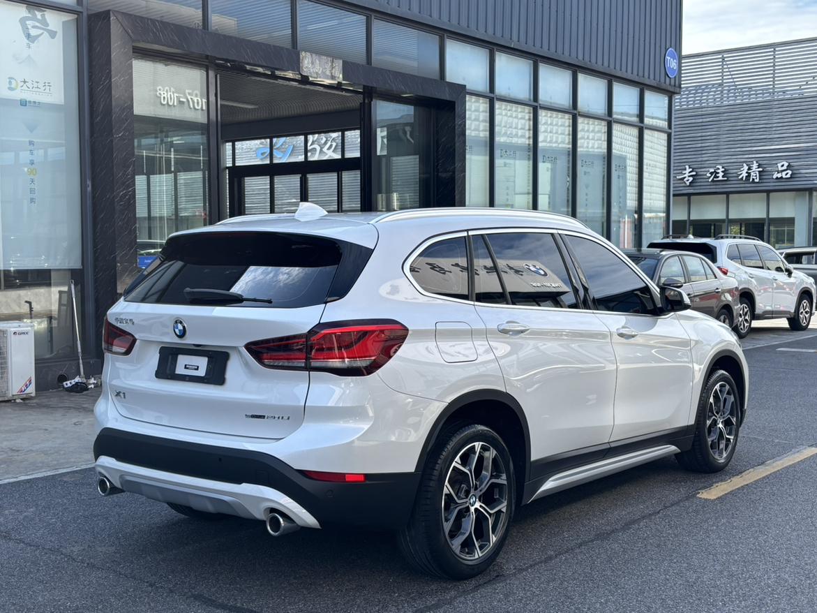 BMW X1 2022 thumb 4