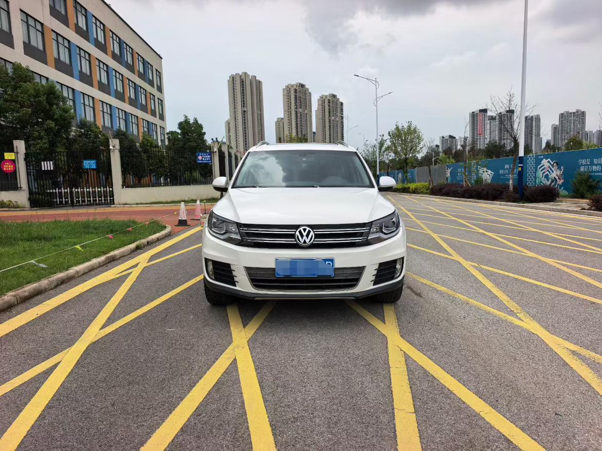 Volkswagen Tiguan 2015 thumb 9