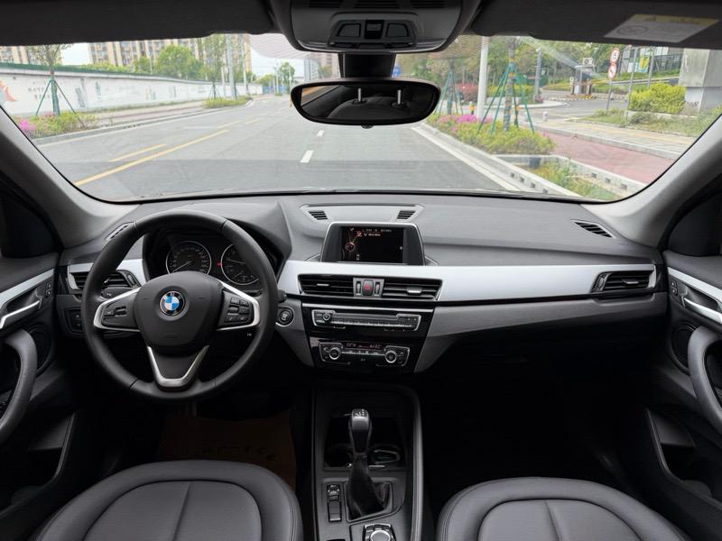BMW X1 2016 thumb 5