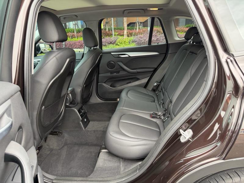 BMW X1 2016 thumb 8
