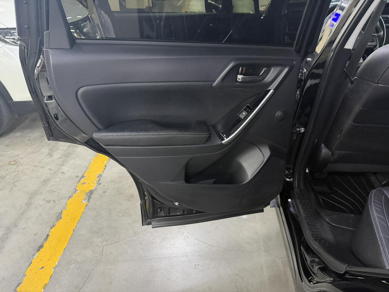 Subaru Forester 2016 thumb 9