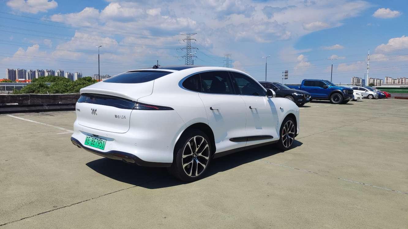 IM Motors (Zhiji) LS6 2026 thumb 2
