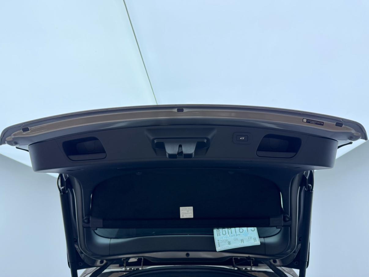 Jaguar E-Pace 2024 thumb 9